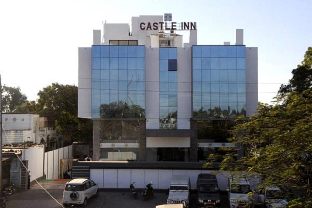 Castle Inn Khandwa Exterior photo